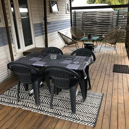 Vacances Mobilhome à Fréjus sur terrain privé Exterior foto