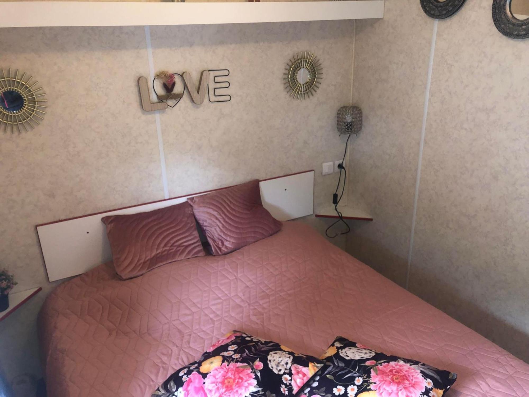 Vacances Mobilhome à Fréjus sur terrain privé Exterior foto